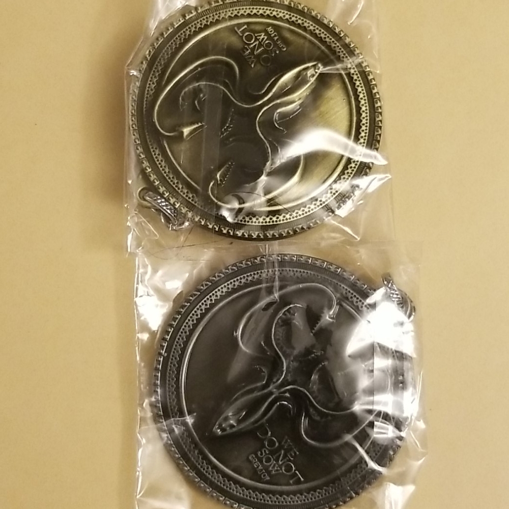 Game of Thrones keychain pair